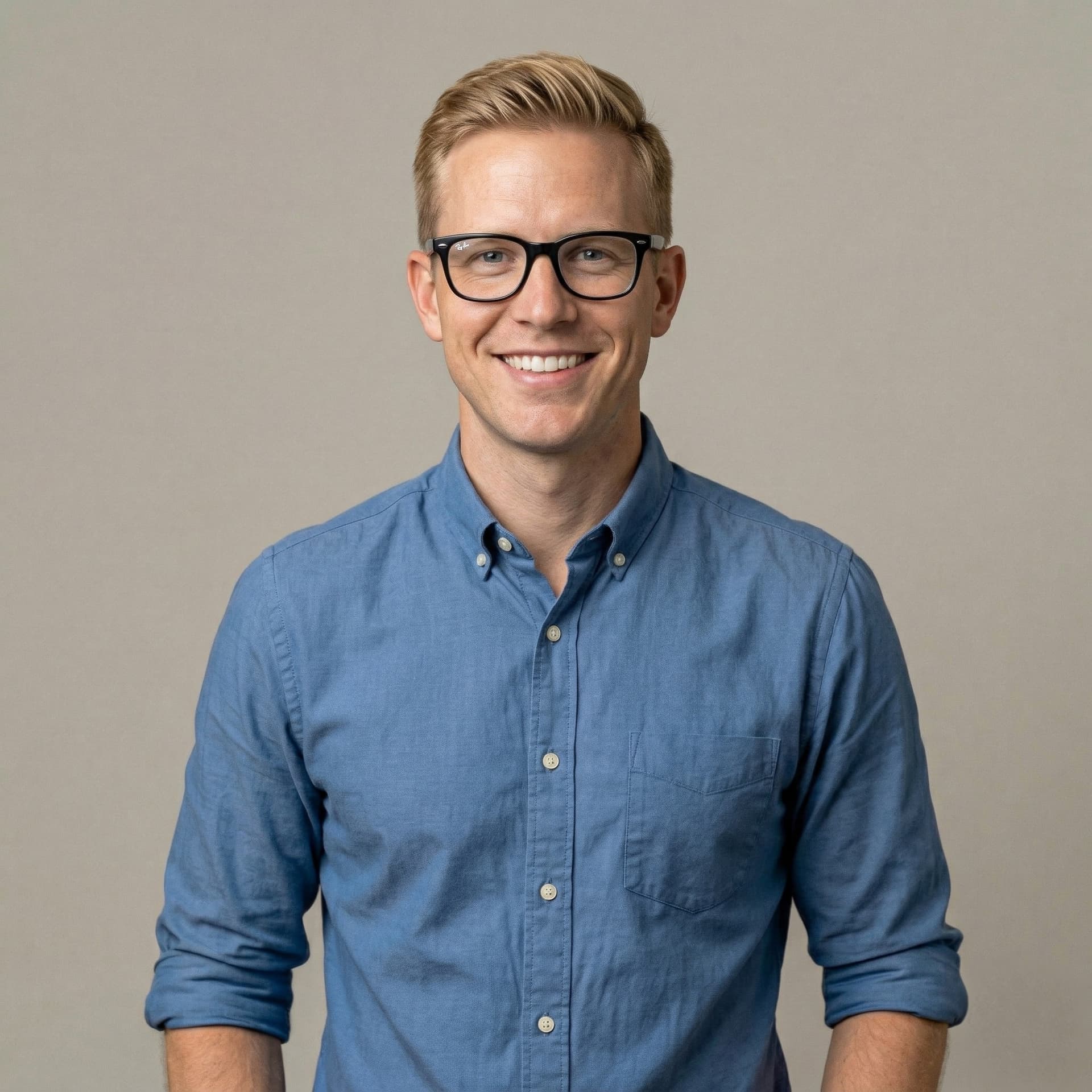 Peter, Dawn First line support agent